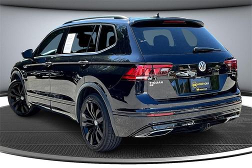 2021 Volkswagen Tiguan 2.0T SE R-Line Black