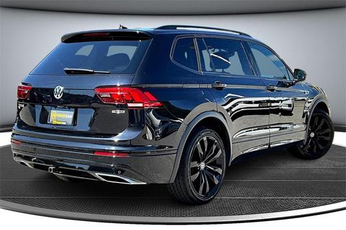 2021 Volkswagen Tiguan 2.0T SE R-Line Black
