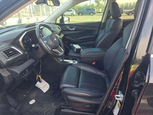 Crystal Black Silica 2023 Subaru Ascent Limited 7-Passenger