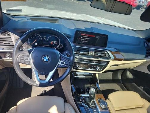 White Metallic 2019 BMW X3 xDrive30i