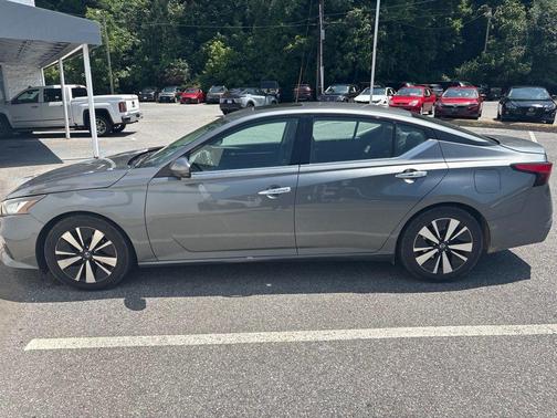 Gun Metallic 2019 Nissan Altima 2.5 SL