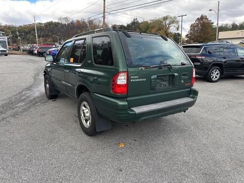 2001 Isuzu Rodeo LS