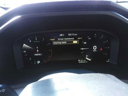 White 2025 Mitsubishi Outlander