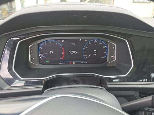 Platinum Gray Metallic 2020 Volkswagen Jetta 1.4T SEL Premium