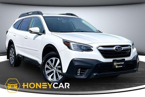 Crystal White Pearl 2022 Subaru Outback Premium