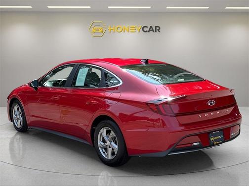2021 Hyundai SONATA SE