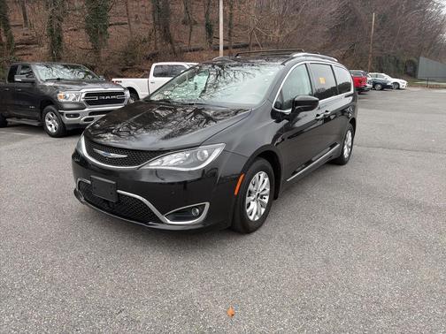 2018 Chrysler Pacifica Touring-L Plus