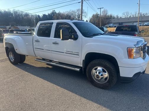 2014 GMC Sierra 3500 Denali