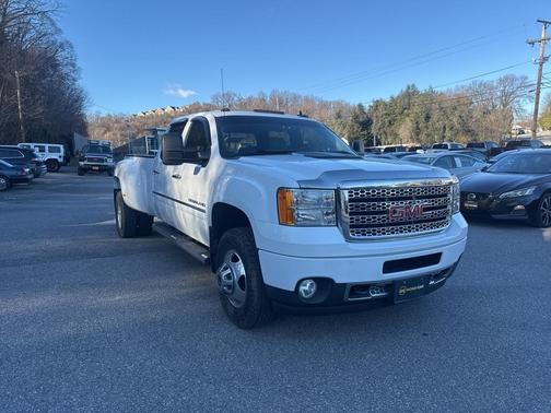 2014 GMC Sierra 3500 Denali