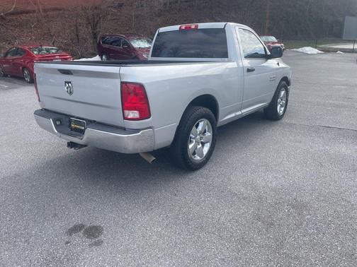 2017 RAM 1500 Tradesman/Express