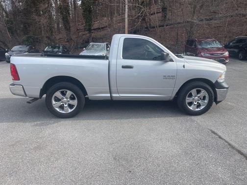 2017 RAM 1500 Tradesman/Express