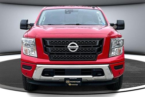 2020 Nissan Titan SV