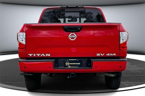 2020 Nissan Titan SV