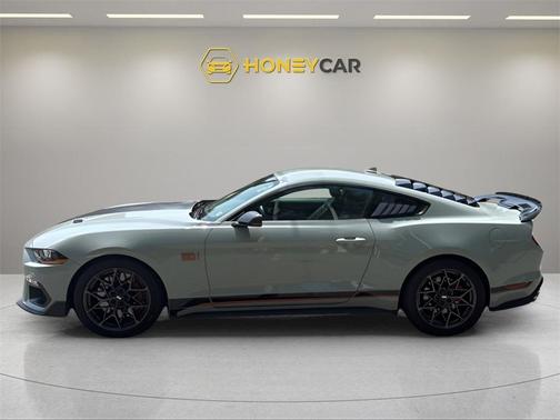 2022 Ford Mustang Mach 1