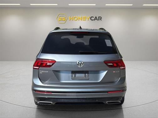 2021 Volkswagen Tiguan 2.0T SE R-Line Black