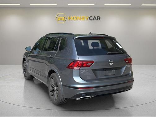 2021 Volkswagen Tiguan 2.0T SE R-Line Black
