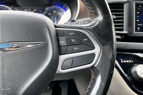 2019 Chrysler Pacifica Touring-L