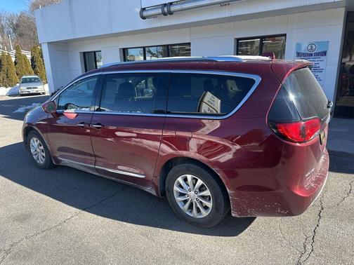 2019 Chrysler Pacifica Touring-L