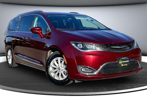 2019 Chrysler Pacifica Touring-L