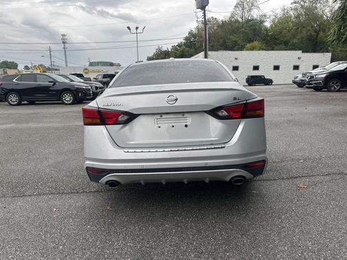 2021 Nissan Altima 2.5 SL