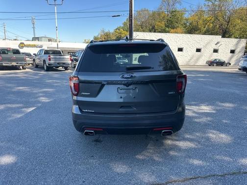 2017 Ford Explorer sport