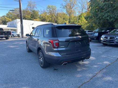 2017 Ford Explorer sport