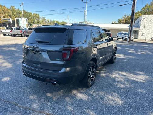 2017 Ford Explorer sport