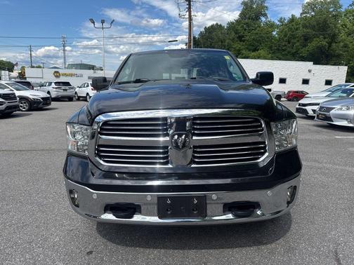 Brilliant Black Crystal Pearlcoat 2015 RAM 1500 Big Horn