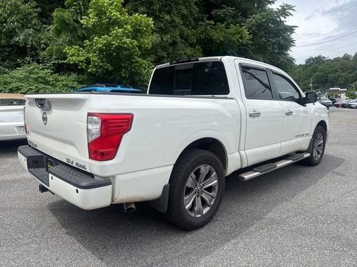 Glacier White 2019 Nissan Titan SV