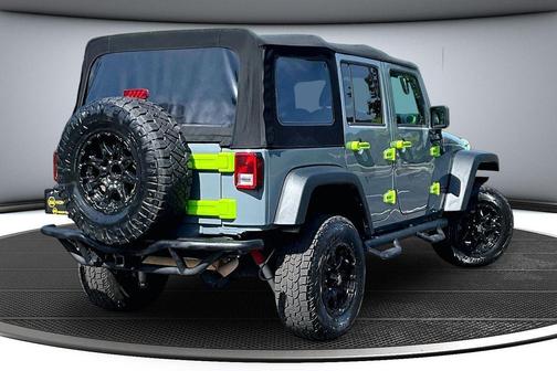 Anvil Clearcoat 2015 Jeep Wrangler Unlimited Rubicon