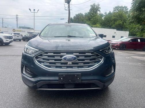 Sea Green 2019 Ford Edge Titanium