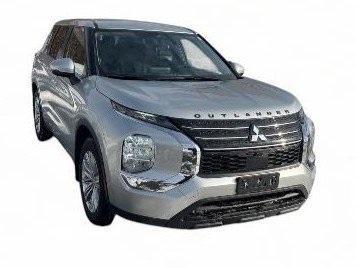 2022 Mitsubishi Outlander ES