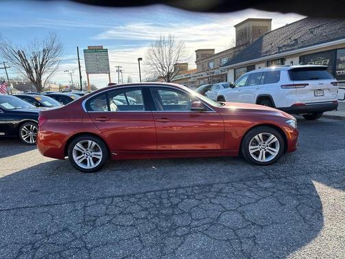 2018 BMW 330 i xDrive