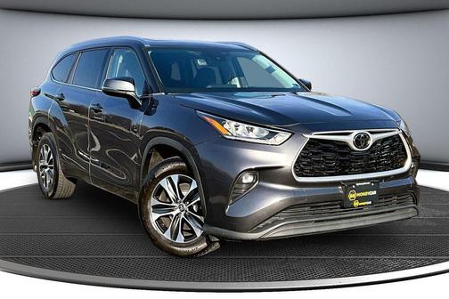 2020 Toyota Highlander XLE