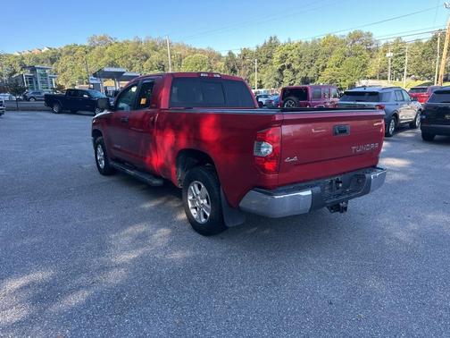 2018 Toyota Tundra SR5