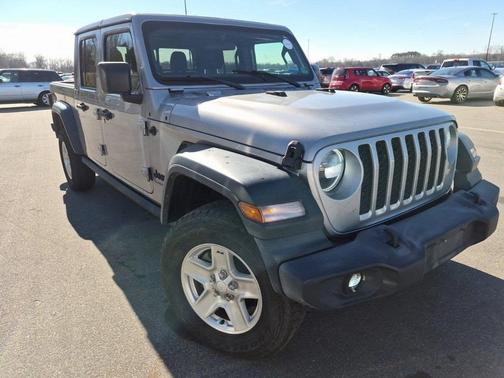 2020 Jeep Gladiator Sport