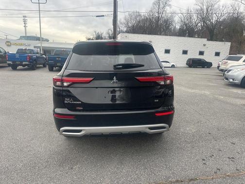 2022 Mitsubishi Outlander 