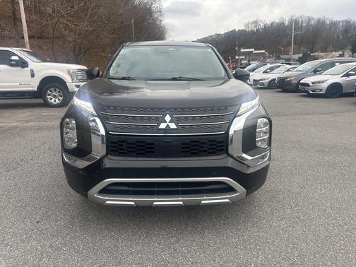 2022 Mitsubishi Outlander 