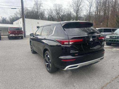 2022 Mitsubishi Outlander 