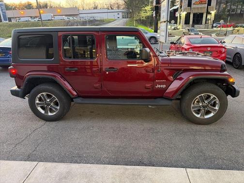 2021 Jeep Wrangler Unlimited Sahara