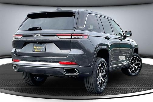 2022 Jeep Grand Cherokee Summit