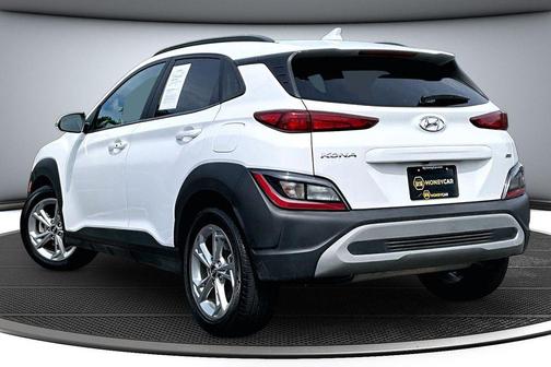 Lunar White 2023 Hyundai KONA SEL