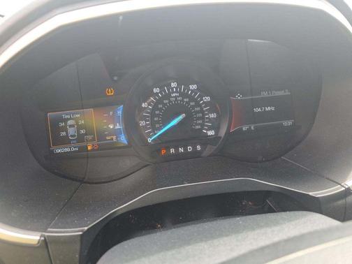 Black 2020 Ford Edge SEL