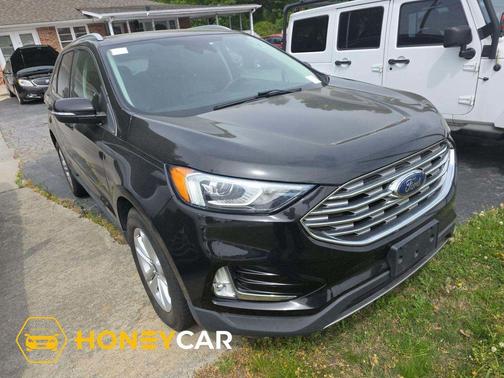 Black 2020 Ford Edge SEL