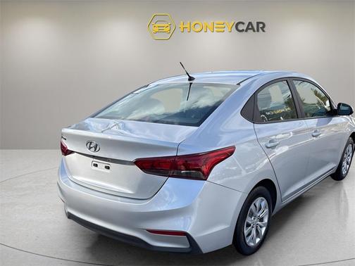 2021 Hyundai Accent SE