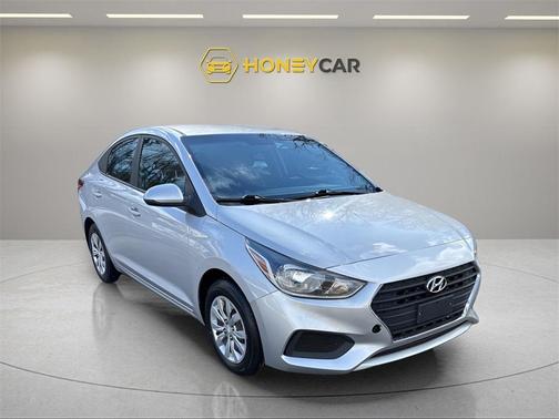 2021 Hyundai Accent SE