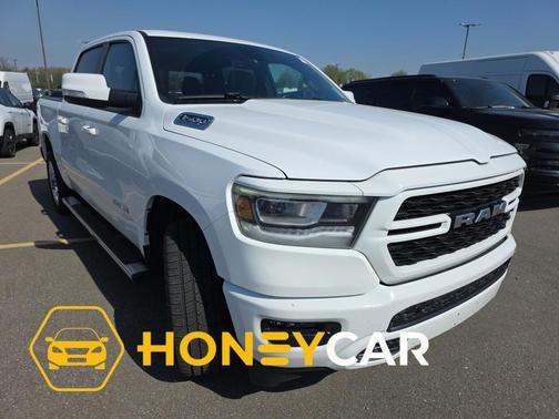 Bright White Clearcoat 2022 RAM 1500 Big Horn