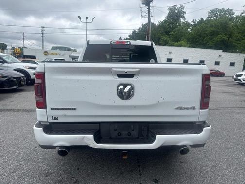 Bright White Clearcoat 2022 RAM 1500 Big Horn