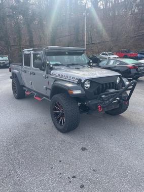 2020 Jeep Gladiator Sport
