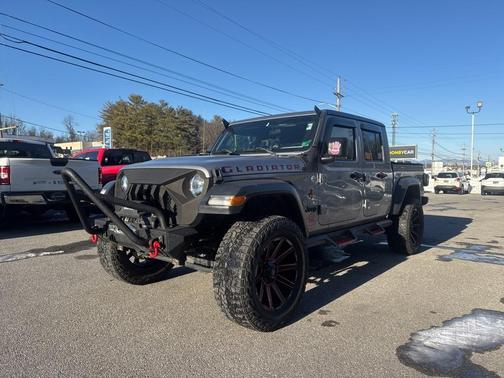 2020 Jeep Gladiator Sport